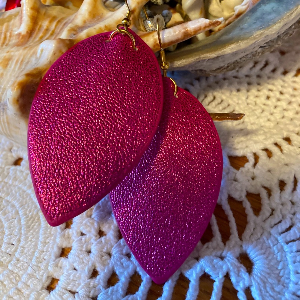 Earrings, Pink with gold, Sparkly, Leather